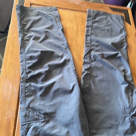Columbia Titanium Nylon cargo Pants Size 38 - Picture 5 of 12
